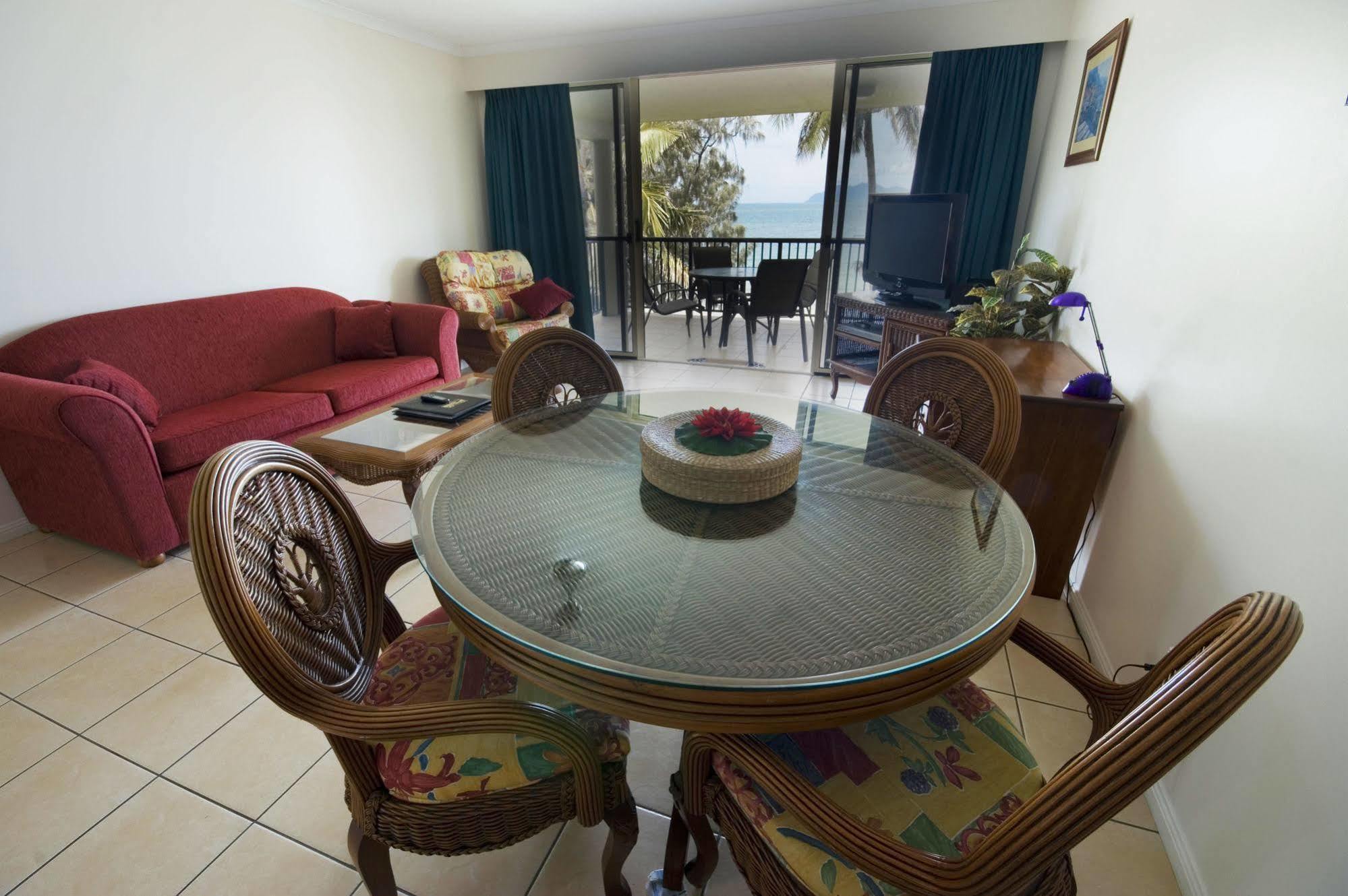 Rose Bay Resort Bowen Exteriér fotografie