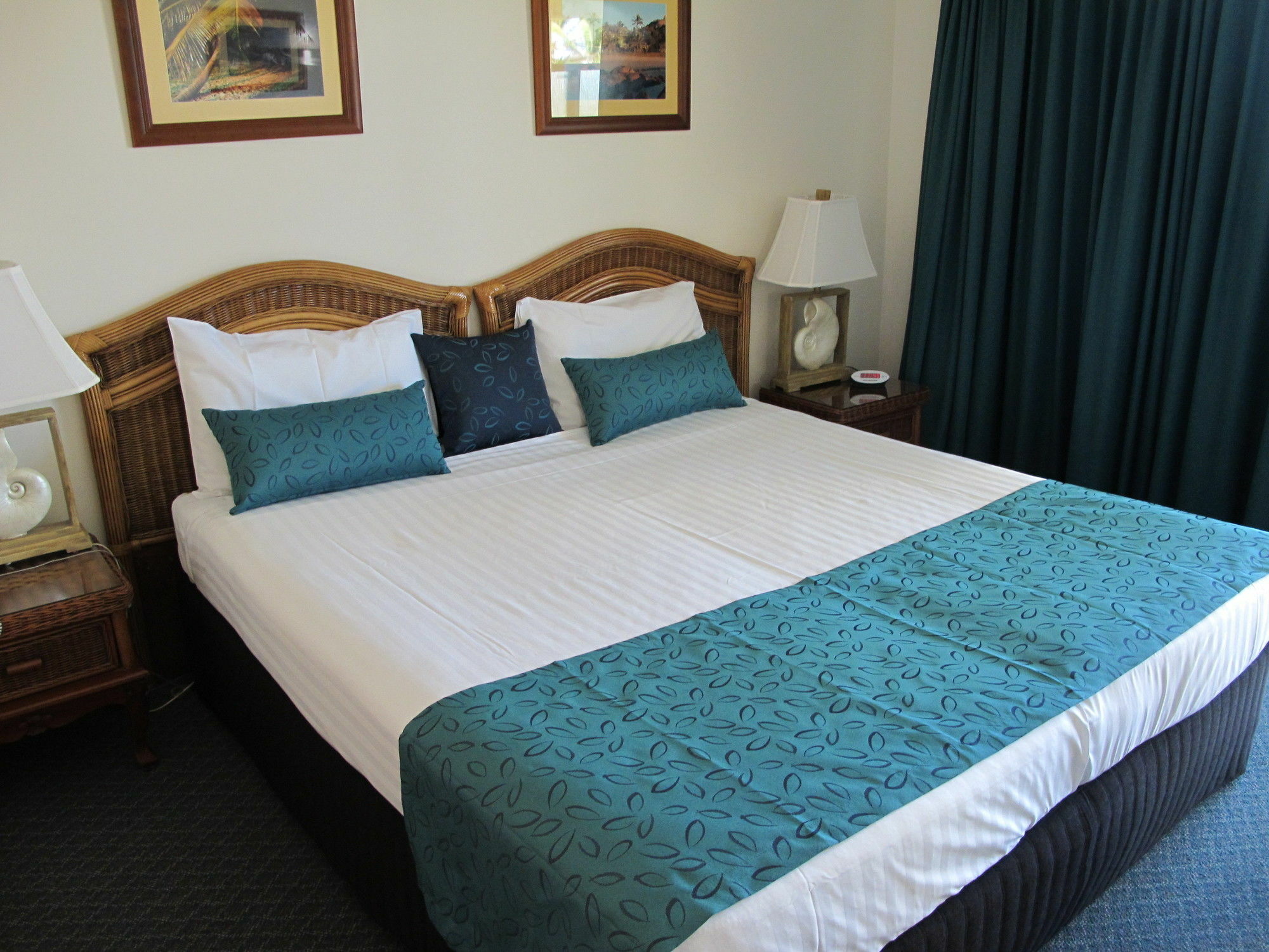 Rose Bay Resort Bowen Exteriér fotografie